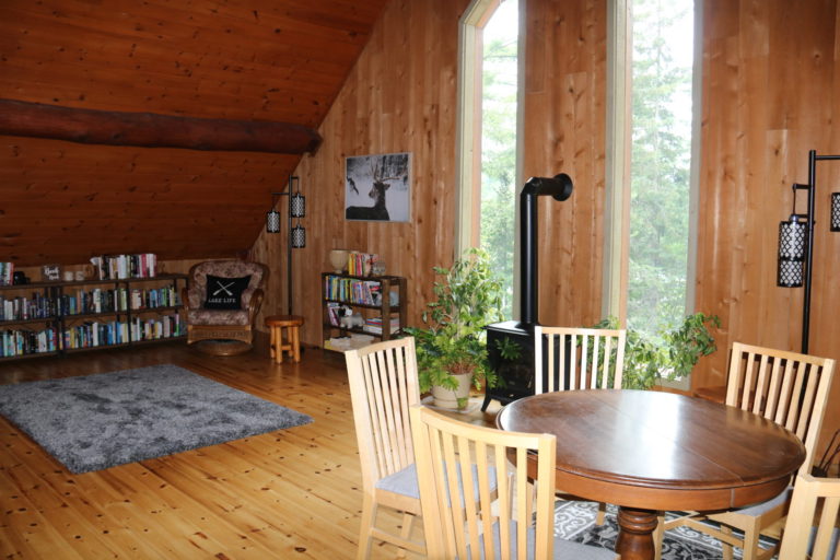 round table reading area loft in cottage rentals near ottawa