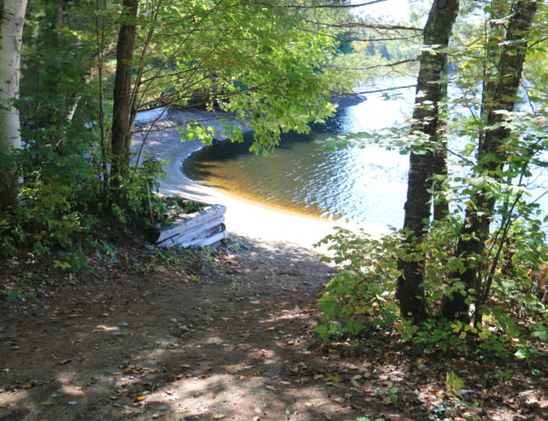 boat launch to lake cottage quebec