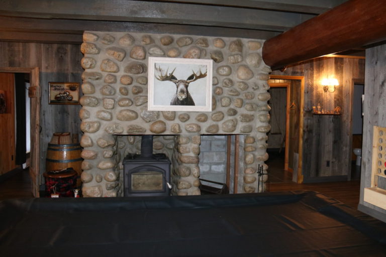 fireplace games room chalets in quebec